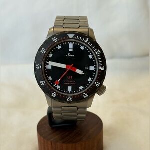 🎄holiday special 🎄Sinn Watch U1 SDR Black Bezel on H-Link Quick Adjust Bracelet